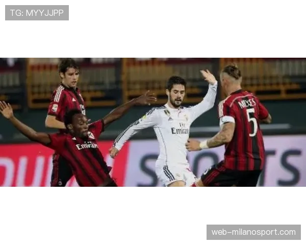 “伤病速递:曼城官方确认中场核心罗德里内收肌不适,将缺阵两周”